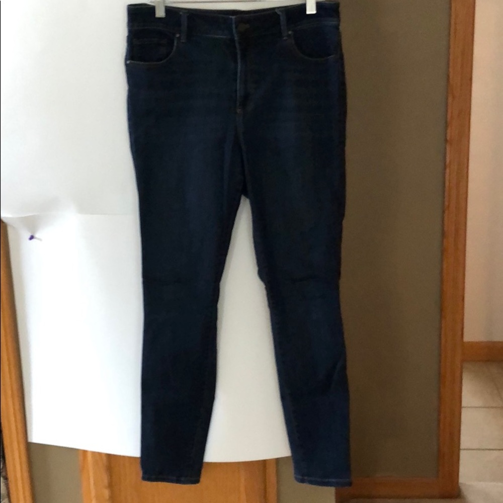 Ann Taylor medium wash skinny jeans